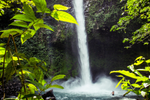 Arenal waterfall in La Fortuna